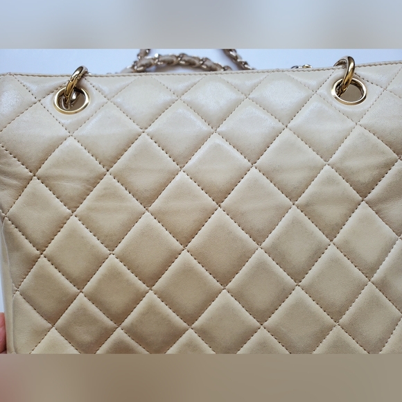 (SALE)Chanel Lambskin CC Logo Chain Strap Hobo Bag ▶️ Part1 - Picture 10 of 16